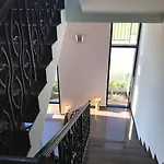 别墅 Luxury House On Buzhaka