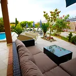 Luxury House On Buzhaka