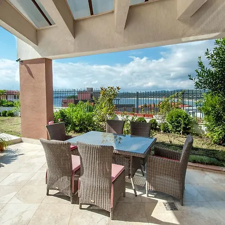 Luxury House On Buzhaka
