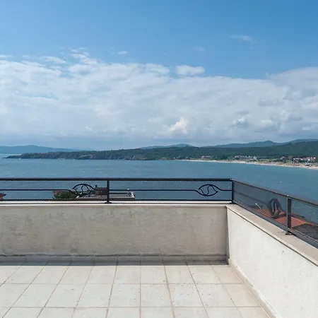 Luxury House On Buzhaka * Szozopol